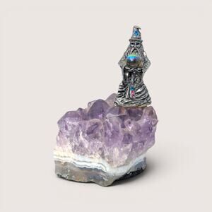 Vintage Myth & Magic Pewter Wizard on Amethyst Base